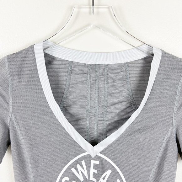 LULULEMON | Sweat Life Runner Up V-Neck Short Sleeve T-Shirt - Picture 4 of 6